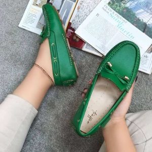 کالج پاپیونی لقمه‌ای زنانه دخترانه اسپرت مناسب استفاده روز‌مره زیره کار نرم و راحته و سایز ۳۷ تا ۴۰ داره رنگ‌بندی مشکی سبز سفید