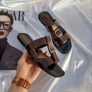 صندل اسلیپر ترند زارا زنانه دخترانه زیره پیو سبک و راحت در رنگ قهوه ای مناسب پیاده روی و استایل روزمره سایزبندی ۳۷ تا ۴۰