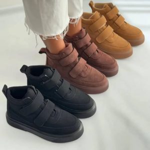 کتونی ساقدار ‌چسبی دیزل سوپر سوییت ضد آب نیم ساق زنانه دخترانه شیک اسپرت مناسب برای استایل روزمره فصل پاییز و زمستان، با طراحی مدرن و کیفیت بالا. راحت، سبک و سایز ۳۷ تا ۴۰ رنگ مشکی قهوه‌ای عسلی