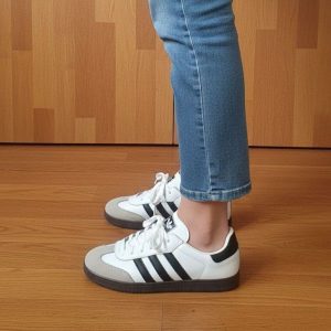 ونس شیک اسپرت سامبا زنانه دخترانه رنگ سفید