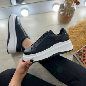ونس لژدار مک کوئین زنانه