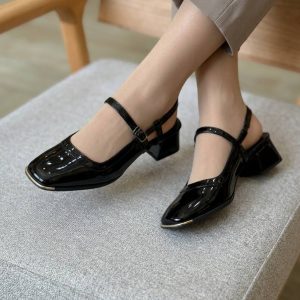کفش مجلسی پاشنه کوتاه ورنی زنانه